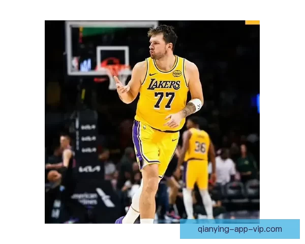 东契奇连续蝉联周最佳 三球首次当选 哈登阿门文班等获提名 东契奇连续蝉联周最佳 三球首次当选 哈登阿门文班等获提名